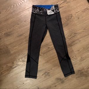 🍋 Lululemon Athletica Black/White/Blue Legging 2